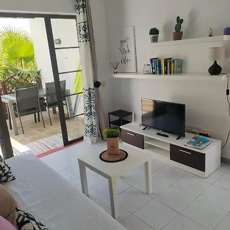 Casa Lila Montecastillo J9 *