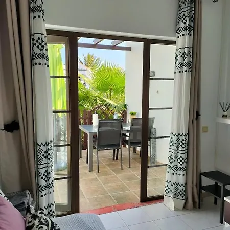 Casa Lila Montecastillo J9 *