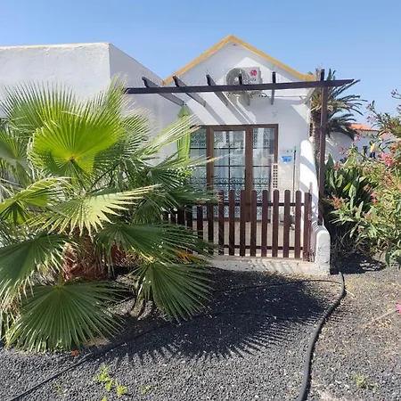 Casa Lila Montecastillo J9 *