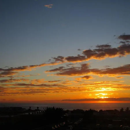 Casa Lila Montecastillo J9 *