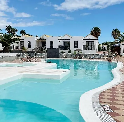 Casa Lila Montecastillo J9 アパート *