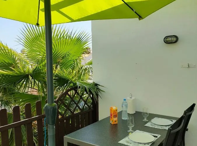 Casa Lila Montecastillo J9 *