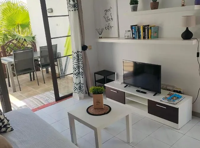 Casa Lila Montecastillo J9 *